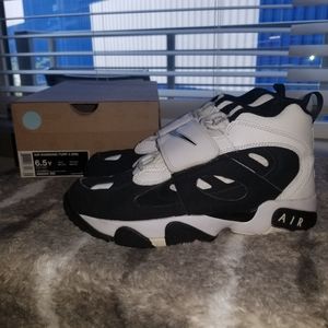 Youth NIKE AIR MAX DIAMOND TURF 2